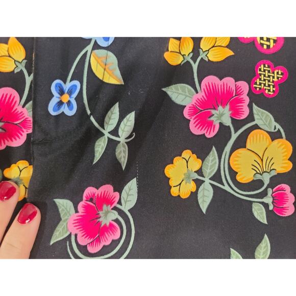 Loudmouth Womens Black Floral Multicolor Golfing Capri Pants 20W Plus - Picture 5 of 5